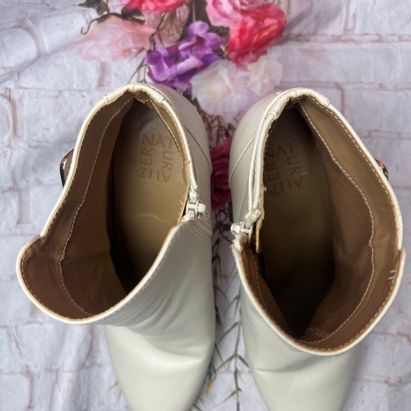 Naturalizer Berri Off White Ankle Boots size 10w - Picture 9 of 11